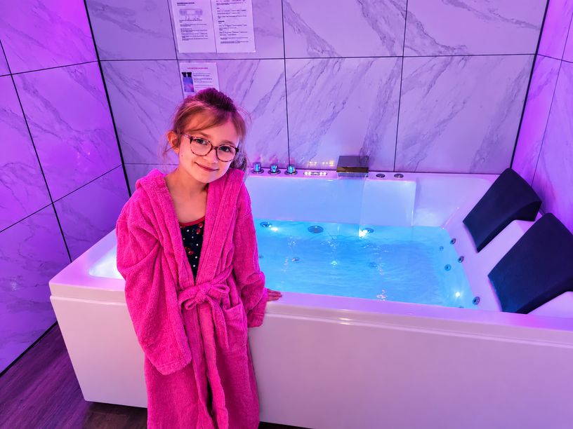 Moment de détente pour un anniversaire entre filles